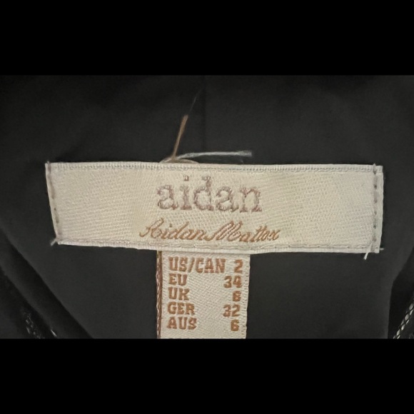 Aidan Mattox Black/sheer Lace Dress, size 2 - Picture 3 of 3